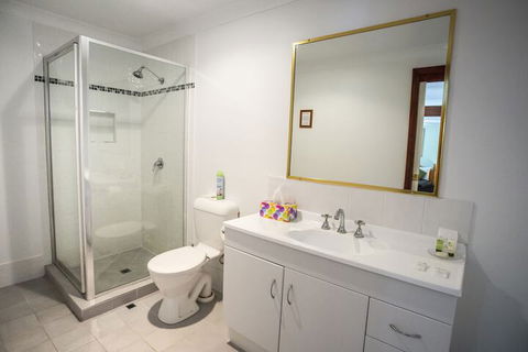 Ainslie Manor B&B - Sydneys Hotel 7