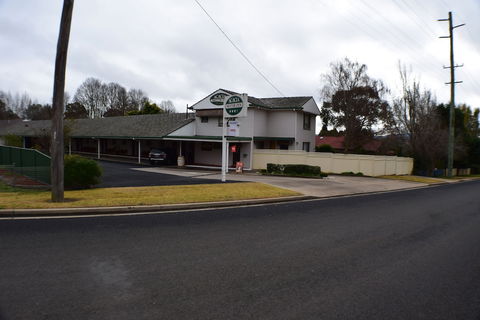Acacia Motor Inn Armidale - Sydneys Hotel 1