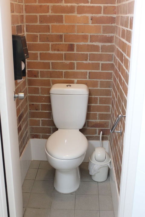 Acacia Motor Inn Armidale - Sydneys Hotel 6