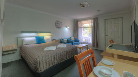 Alluna Motel - Sydneys Hotel 4
