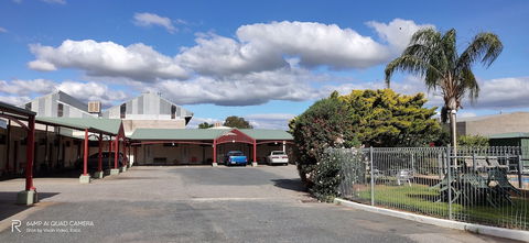 Hume Inn Motel - Sydneys Hotel 4