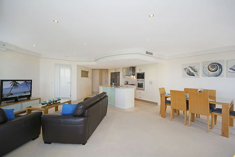 Aqua Vista Resort - Sydneys Hotel 3