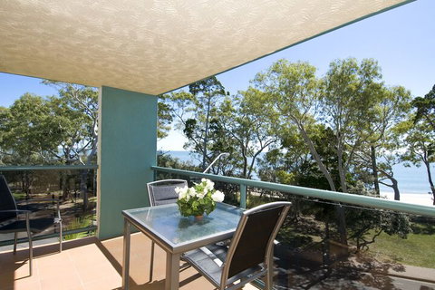 Shelly Bay Resort - Sydneys Hotel 7