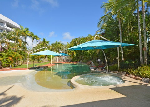 Riviera Resort - Sydneys Hotel 4
