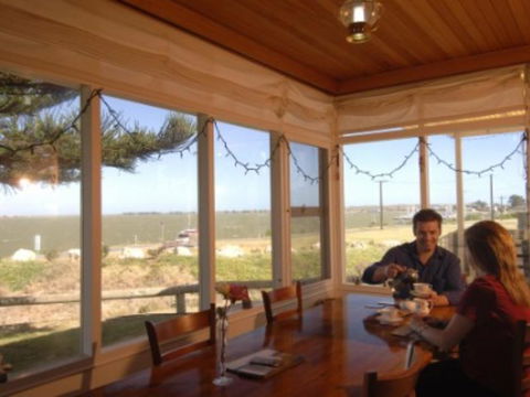 Vue De M Bed & Breakfast - Sydneys Hotel 3