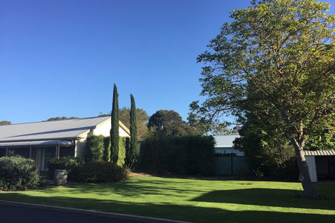 Alexander Cameron Suites - Sydneys Hotel 1