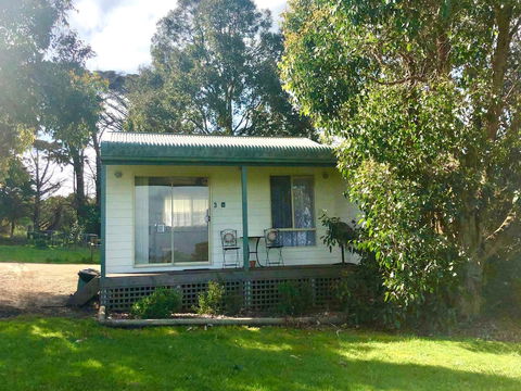 Promhills Cabins - Sydneys Hotel 1