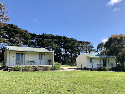Promhills Cabins - Sydneys Hotel 0