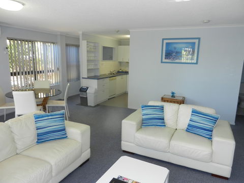 Kalua Holiday Apartments - Sydneys Hotel 4