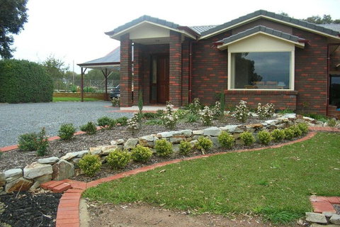 Mt Bold Estate - Sydneys Hotel 1