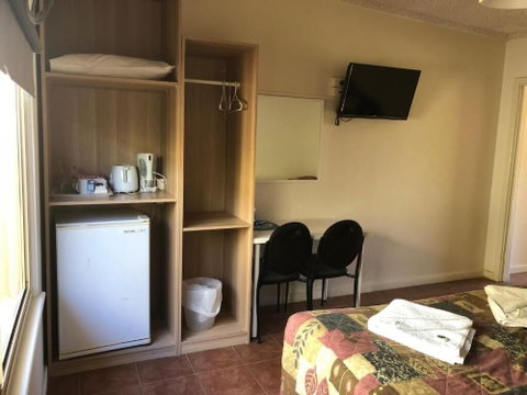 Jurien Bay Hotel - Sydneys Hotel 2