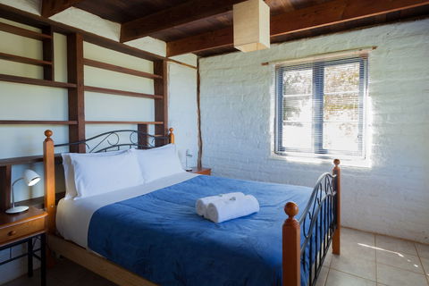 Bombina Cottages - Sydneys Hotel 6