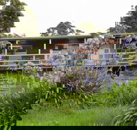 Bombina Cottages - Sydneys Hotel