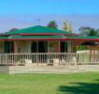 Carolynnes Cottages - Sydneys Hotel