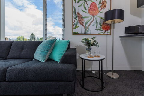 Bay 10 Accommodation - Sydneys Hotel 6
