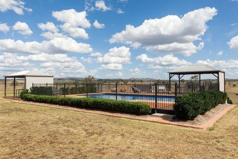 Owl Head Lodge - Sydneys Hotel 1