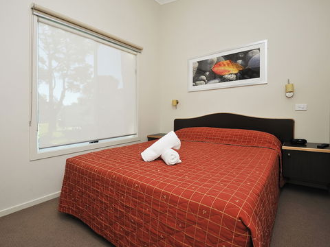 NRMA Eastern Beach Holiday Park - Sydneys Hotel 3