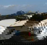 Lookout Holiday Units - Sydneys Hotel