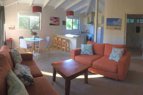 Sandpiper Ocean Cottages - Sydneys Hotel 3