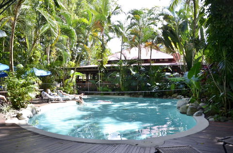 PKs Jungle Village - Hostel - Sydneys Hotel 1