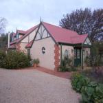 The Dove Cote - Sydneys Hotel 0