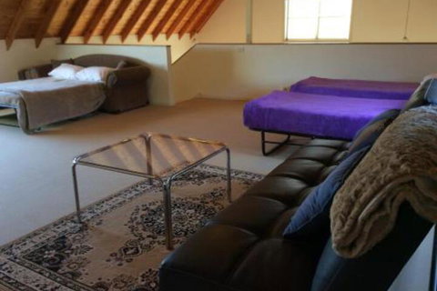 The Residence At Elbourne Wines - Sydneys Hotel 4