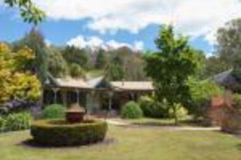 Valley Guest House - Sydneys Hotel 0