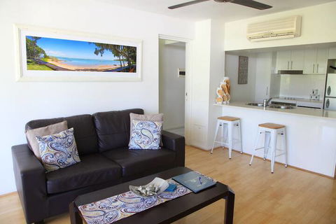 Agnes Water Beach Club - Sydneys Hotel 7