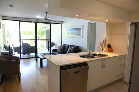 Agnes Water Beach Club - Sydneys Hotel 3