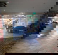 Lake Haven Motor Inn  Palms Restaurant - Sydneys Hotel