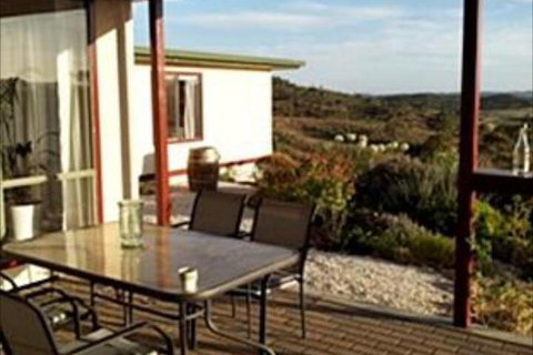 Clare View Accommodation - Sydneys Hotel 5