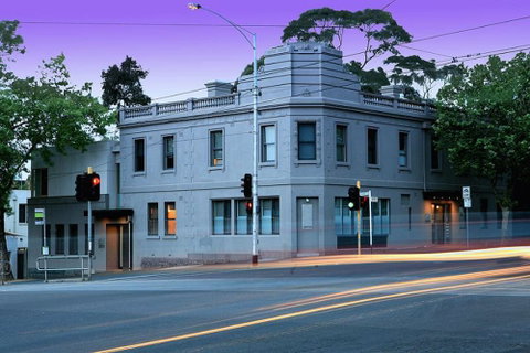Plum North Melbourne - Sydneys Hotel 0