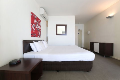Plum North Melbourne - Sydneys Hotel 3