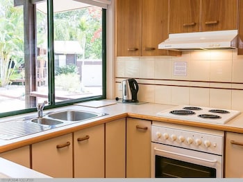 Boat Harbour Apartments - Sydneys Hotel 6