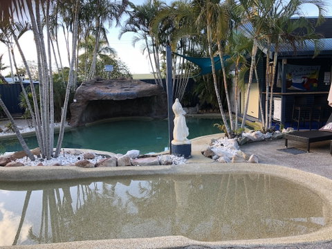 The Grange Resort - Sydneys Hotel 4