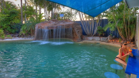 The Grange Resort - Sydneys Hotel 3