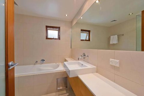 Snow Stream Apartments - Sydneys Hotel 1