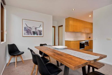 Snow Stream Apartments - Sydneys Hotel 2