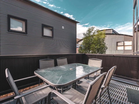 Snow Stream Apartments - Sydneys Hotel 4