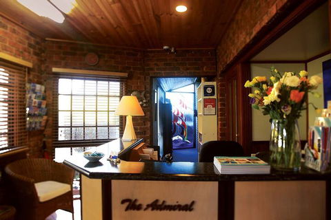 Admiral Motor Inn - Sydneys Hotel 2