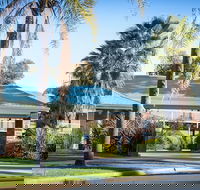 Thurgoona Country Club Resort - Sydneys Hotel