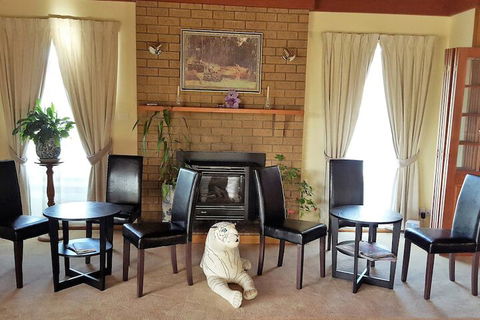 Hepburn Springs Motor Inn - Sydneys Hotel 7
