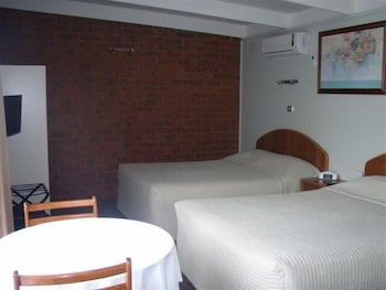 Abbotswood Motor Inn - Sydneys Hotel 6