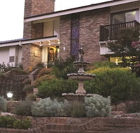 Bathurst Heights BB - Sydneys Hotel