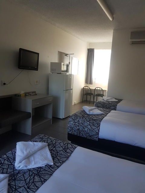 Park Drive Motel - Sydneys Hotel 5