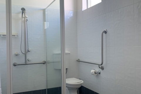 Ashton Motel - Sydneys Hotel 4