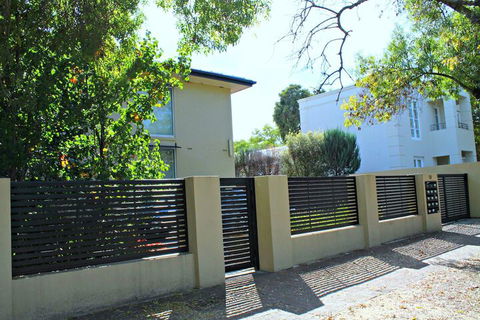Adelaide DressCircle Apartments Childers Street - Sydneys Hotel 5