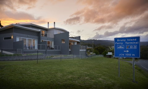 The Cove Kettering - Sydneys Hotel 6