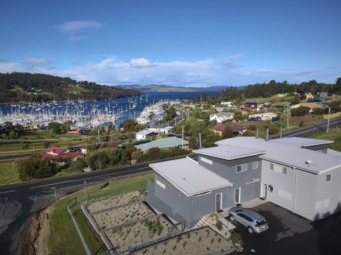 The Cove Kettering - Sydneys Hotel 0