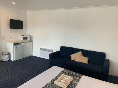 Heyfield Motel & Apartments - Sydneys Hotel 4